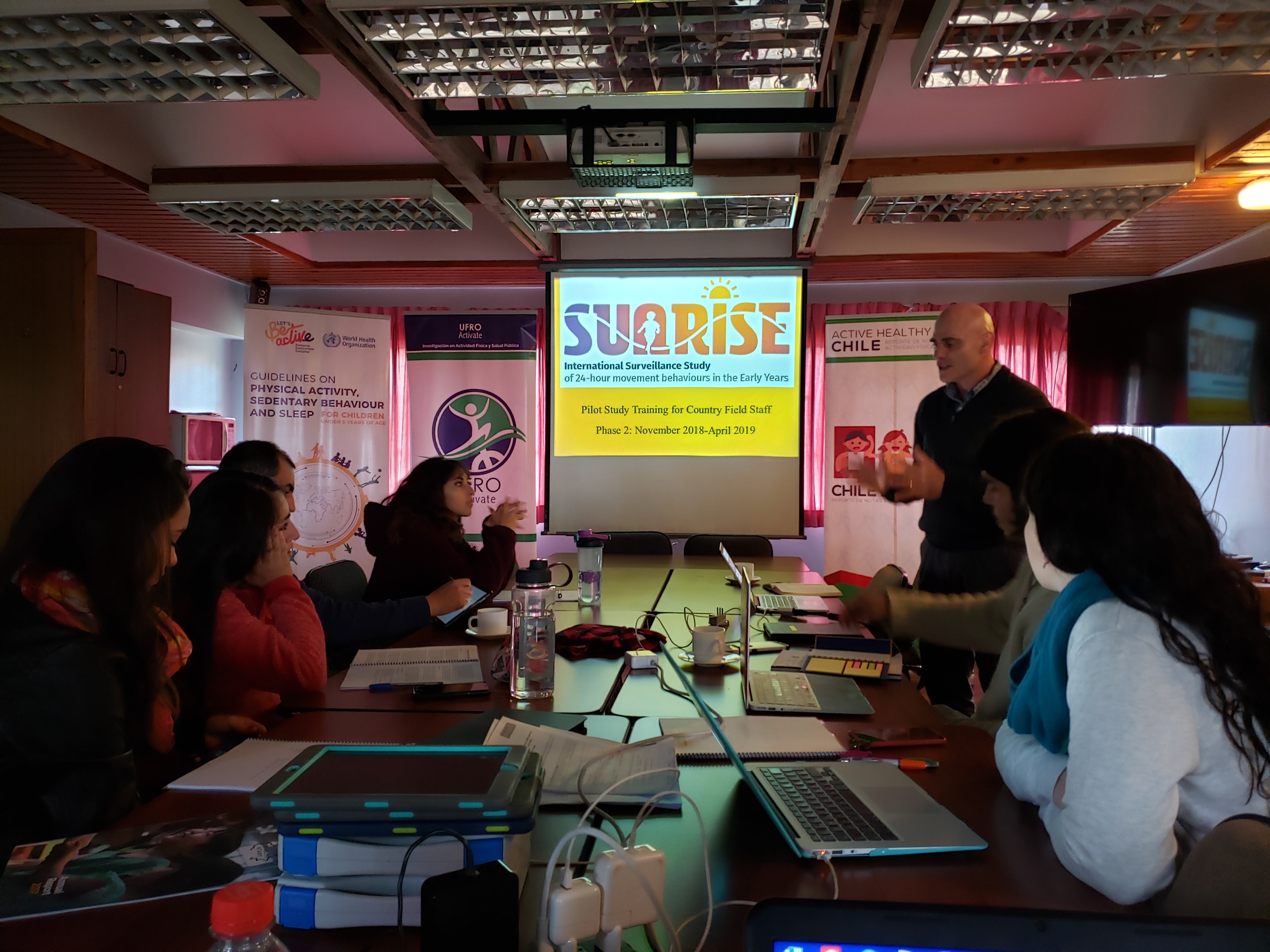 Equipo UFRO Actívate fue capacitado para participar en estudio internacional SUNRISE